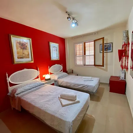 Beach, A 30 Metros De La Playa, Con Wifi Gratuito Y Parking Incluido Apartment Benicassim