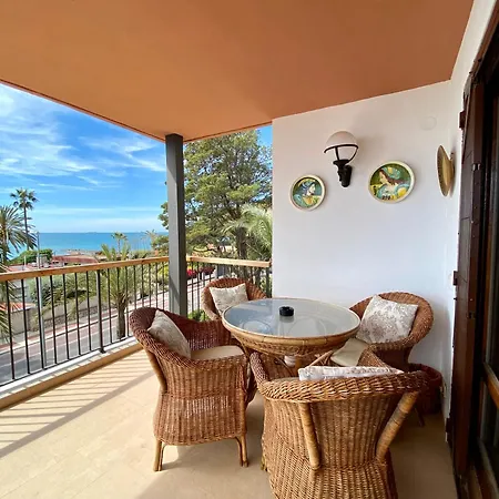 Apartment Beach, A 30 Metros De La Playa, Con Wifi Gratuito Y Parking Incluido *