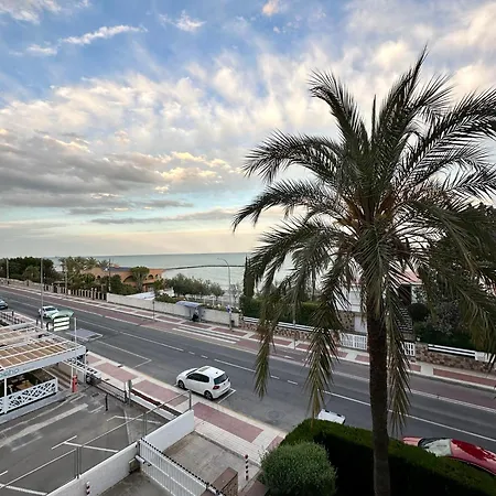 Beach, A 30 Metros De La Playa, Con Wifi Gratuito Y Parking Incluido * Benicassim
