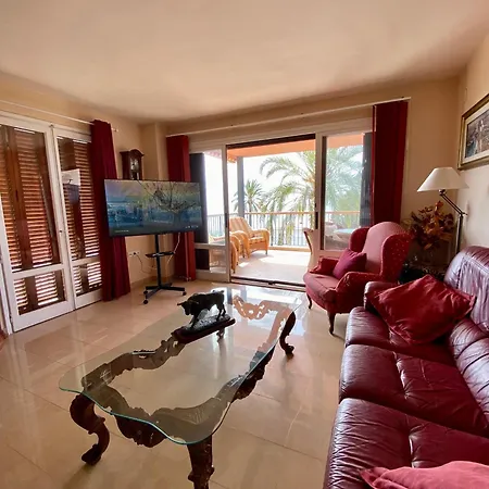 Beach, A 30 Metros De La Playa, Con Wifi Gratuito Y Parking Incluido Apartment *