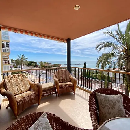Beach, A 30 Metros De La Playa, Con Wifi Gratuito Y Parking Incluido Benicassim